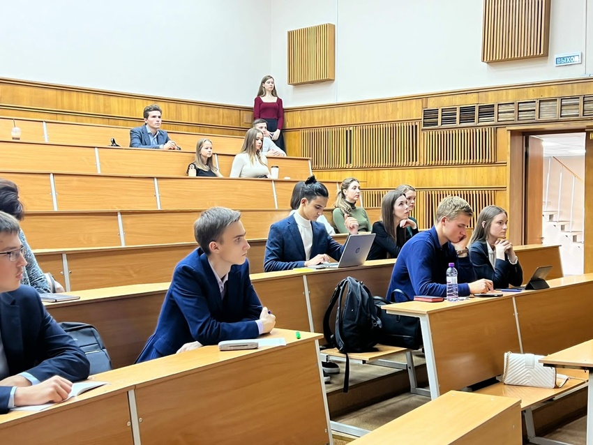 b140e851-4036-49ce-b0b2-7bdfd22f41a7